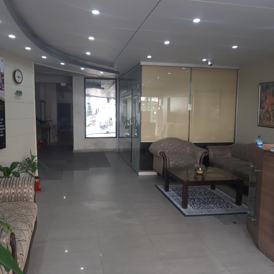 Premier Inn Davis Road Lahore Buitenkant foto