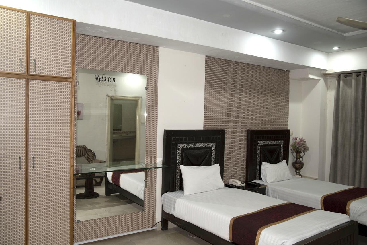 Premier Inn Davis Road Lahore Buitenkant foto