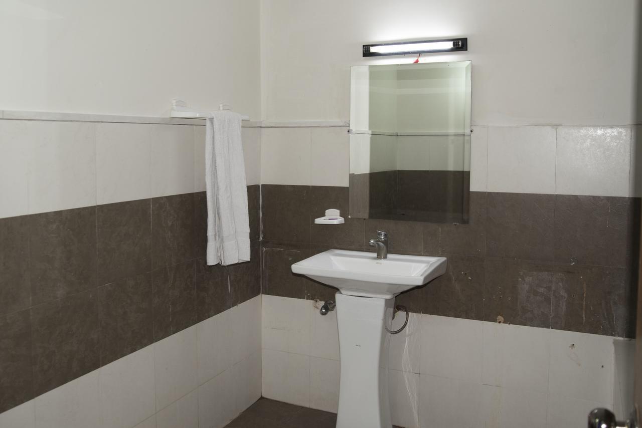 Premier Inn Davis Road Lahore Buitenkant foto